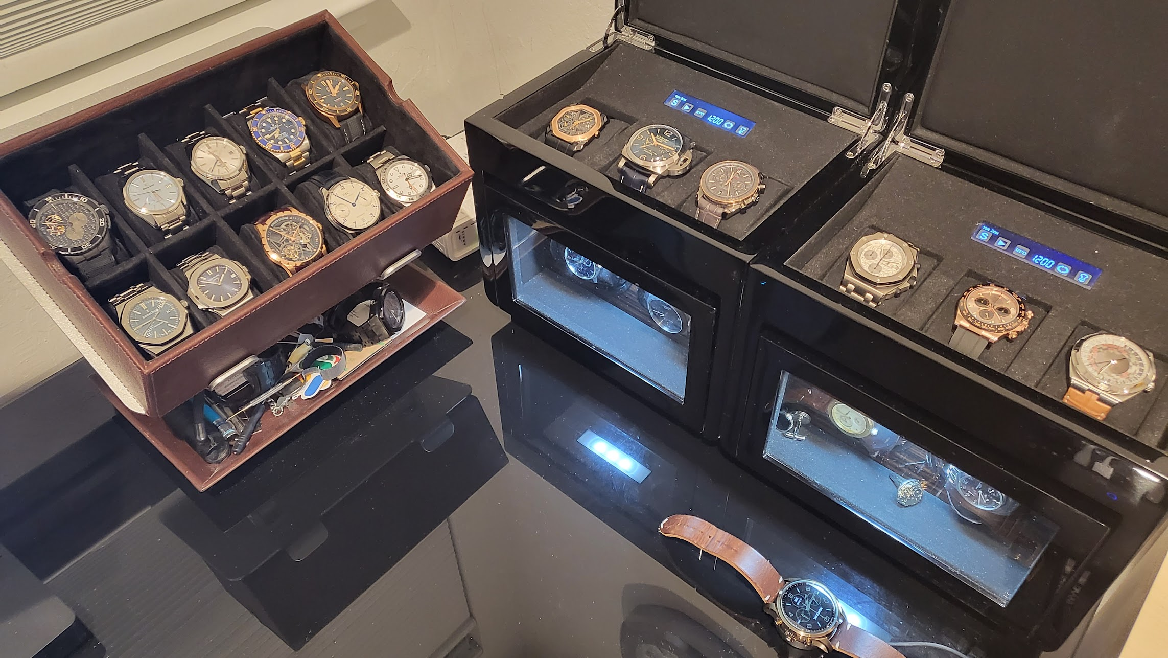 Macan EV Watch collectors - let's talk watches here! 1644032032894