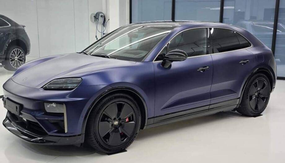 Electric Macan EV Black Wheel Images Please 1730147363551-ic