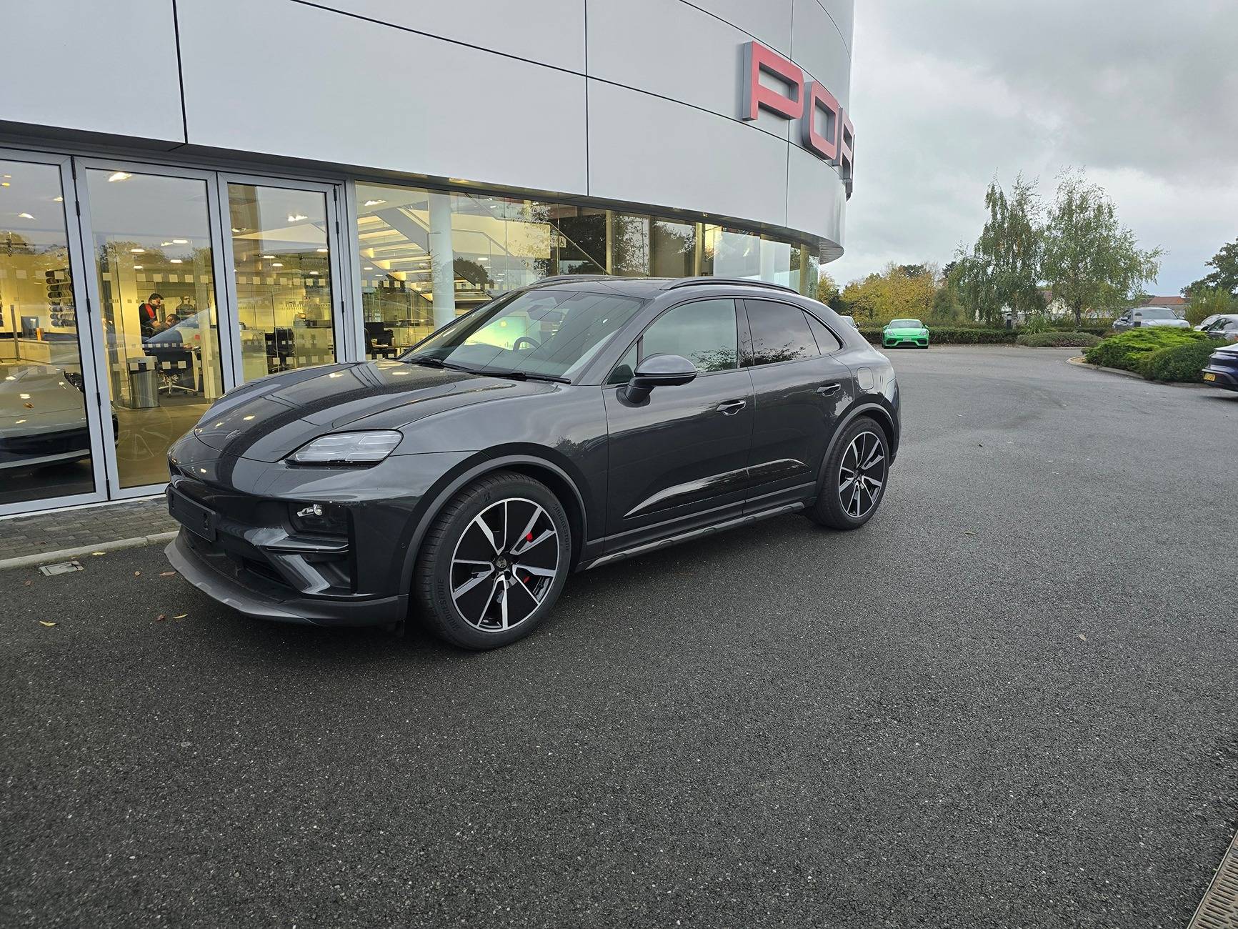 Electric Macan EV Random daily Macan EV photos - post yours! 🤳 20241016_172454