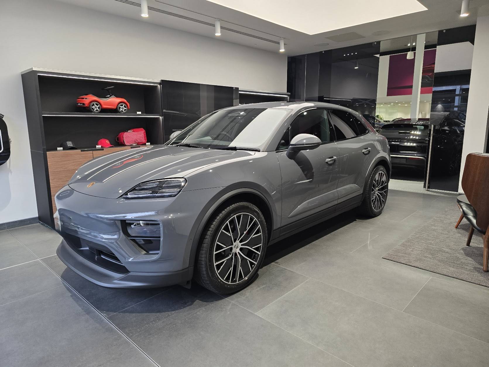 Electric Macan EV Macan 4S and/or Slate Grey Neo first ETA? 20241119_121640