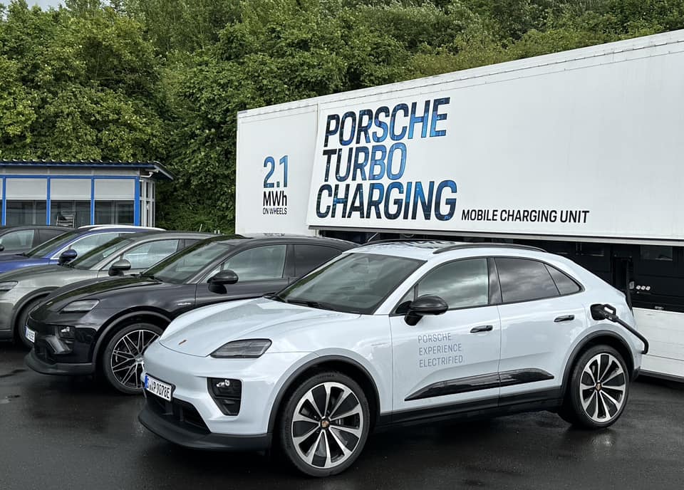 Electric Macan EV ICE GREY Macan EV Photos Thread 453508475_8566550866741115_7385238841996313175_n