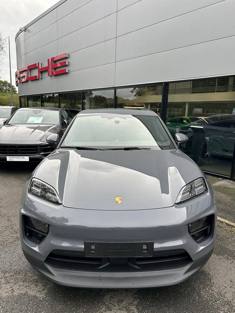 Electric Macan EV Macan 4S and/or Slate Grey Neo first ETA? 464727560_1312448040165142_755549730711114401_n