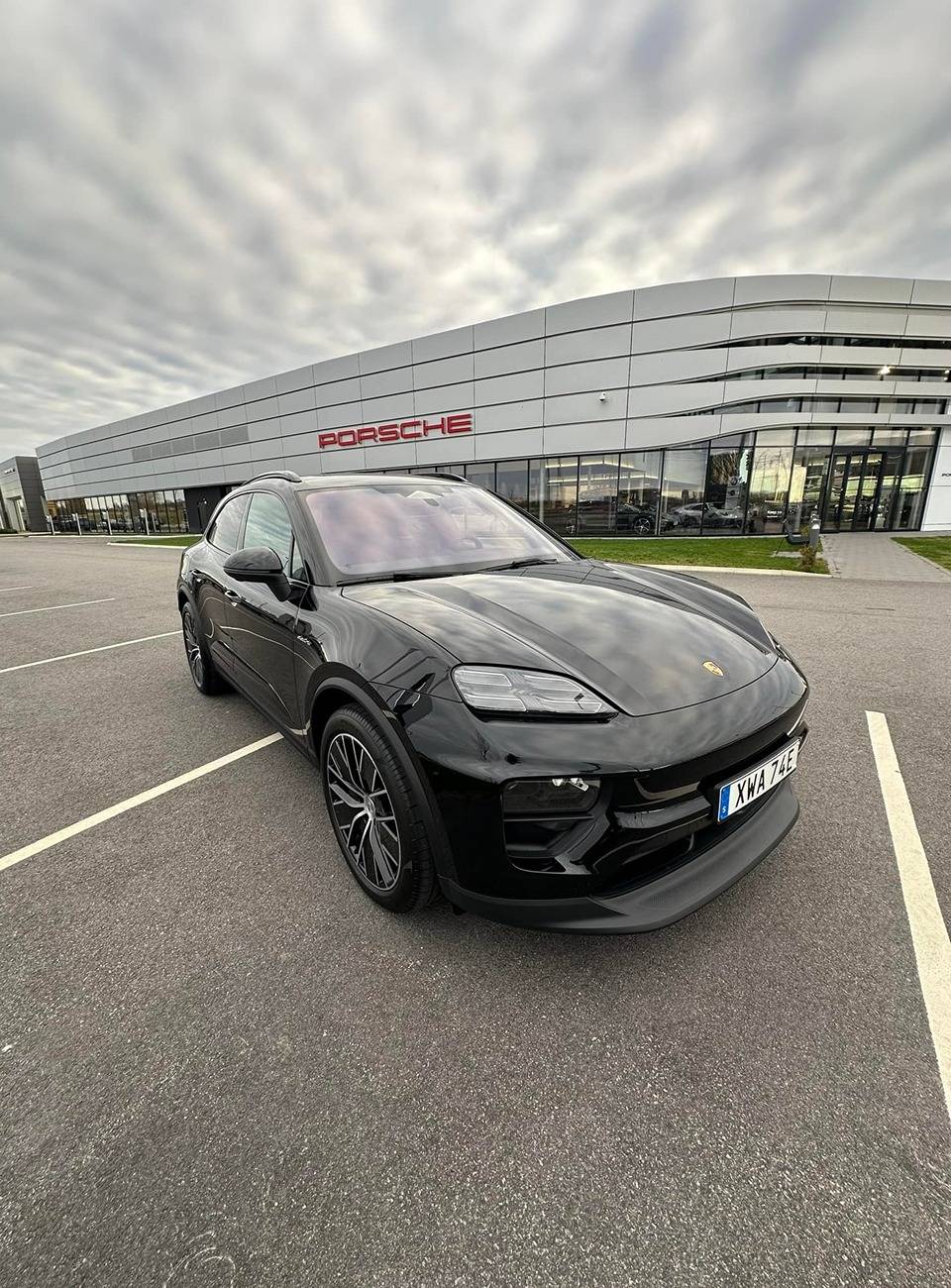 Electric Macan EV Random daily Macan EV photos - post yours! 🤳 465439380_10162150303409216_8091391788506926194_n