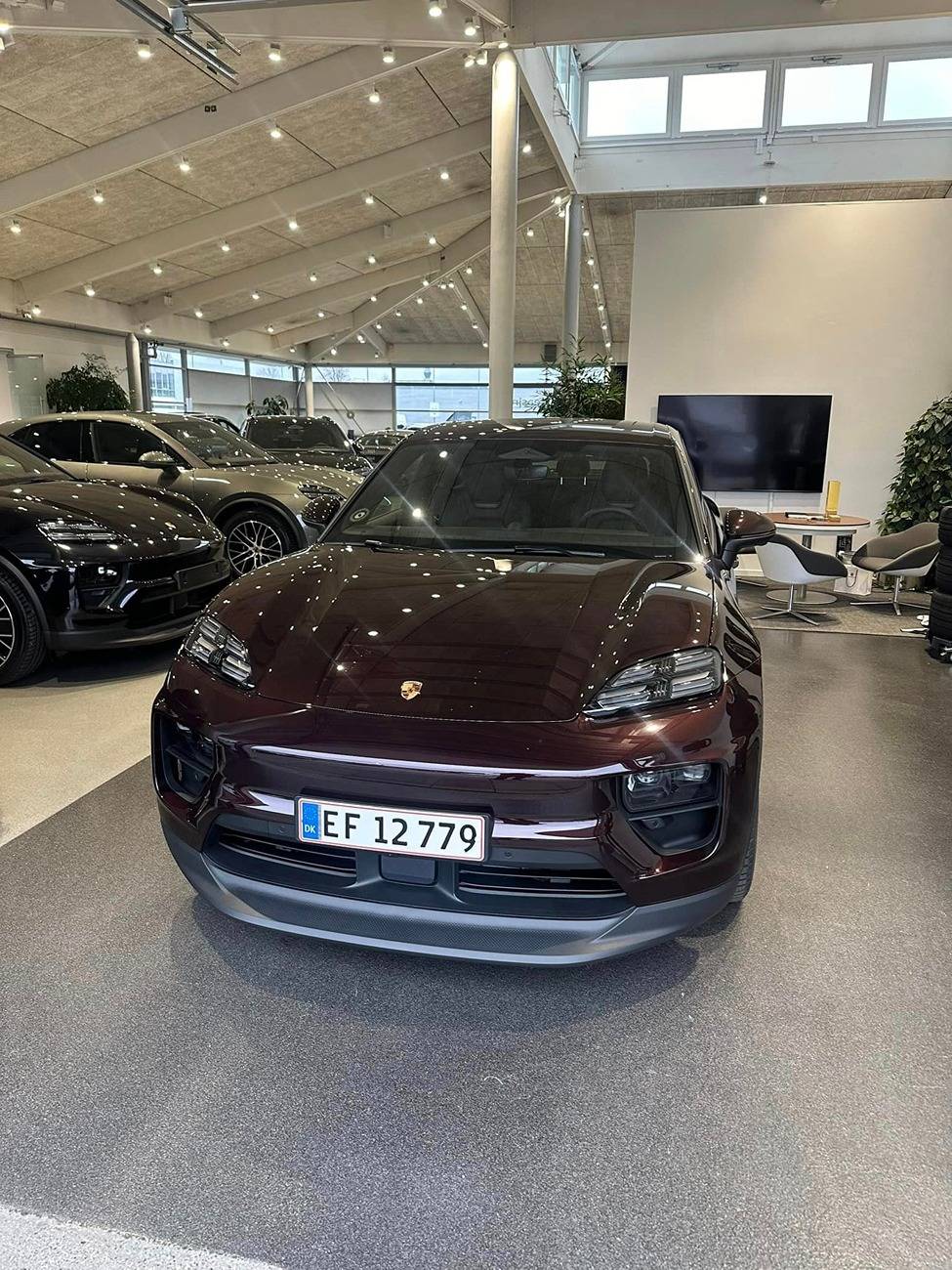 Electric Macan EV COPPER RUBY Macan EV Photos Thread 466147079_10164768018769408_1598140931738533825_n