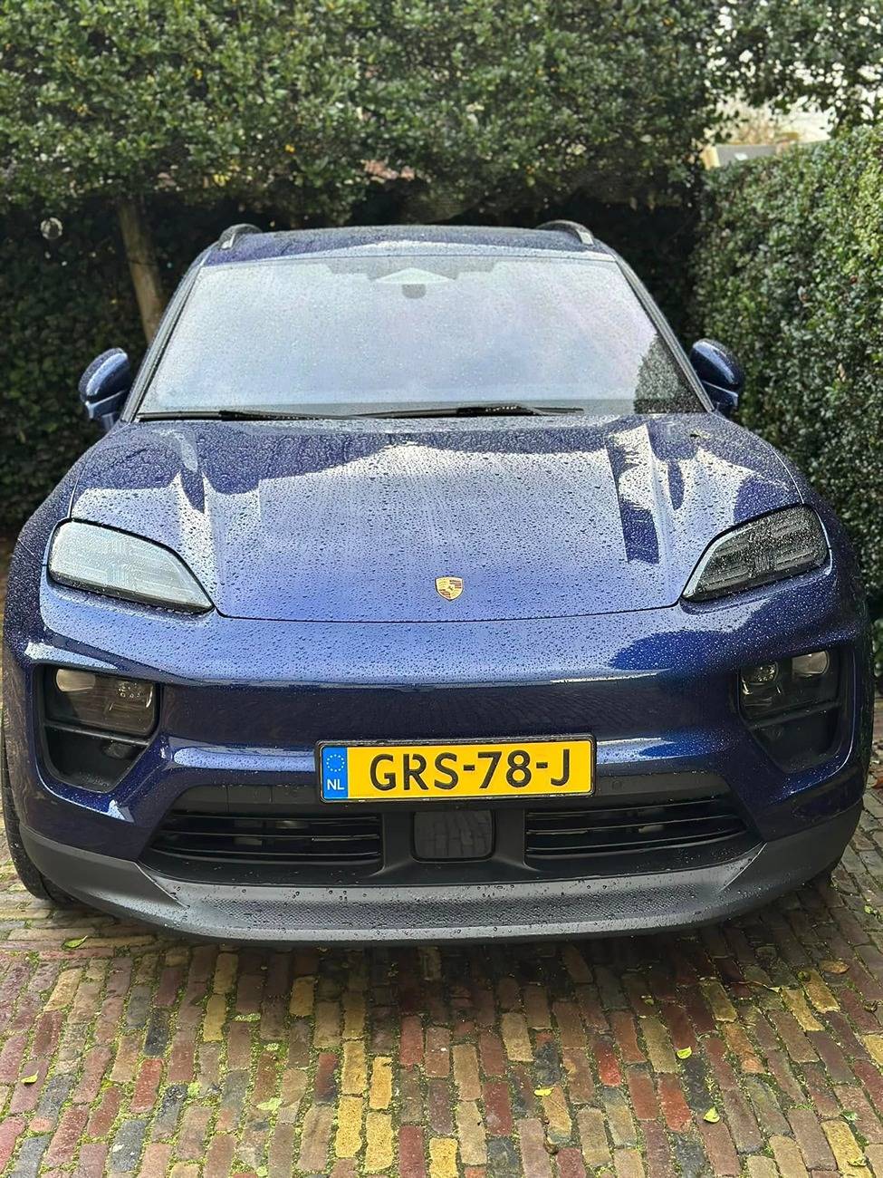 Electric Macan EV GENTIAN BLUE Macan EV Photos 468169303_8531617200227097_8453864338780106328_n