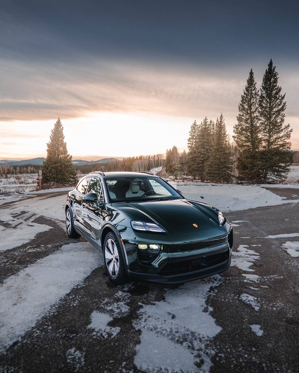 Electric Macan EV OAK GREEN Macan EV Photos Thread 473716252_18477872938007641_3233920290652283093_n