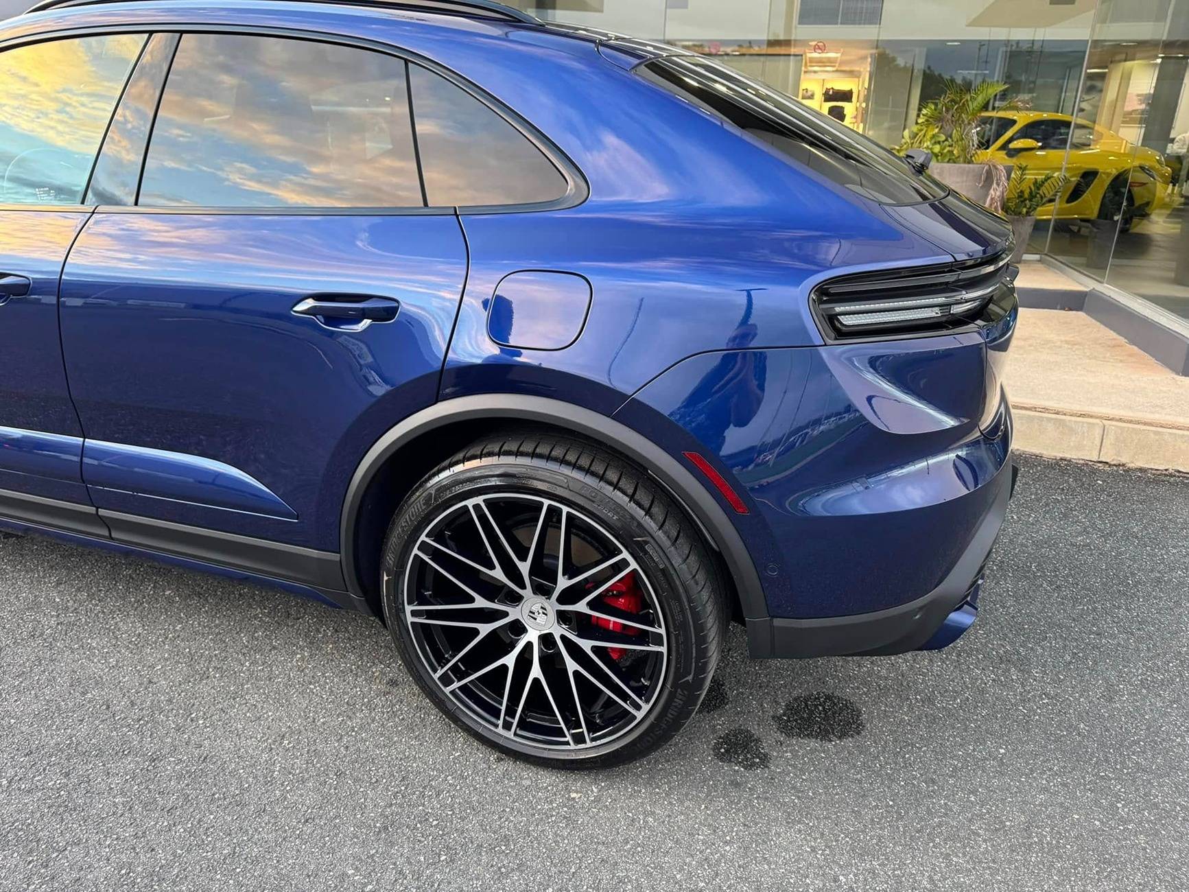 Electric Macan EV GENTIAN BLUE Macan EV Photos 475119806_10162676497761449_3825283513643989023_n