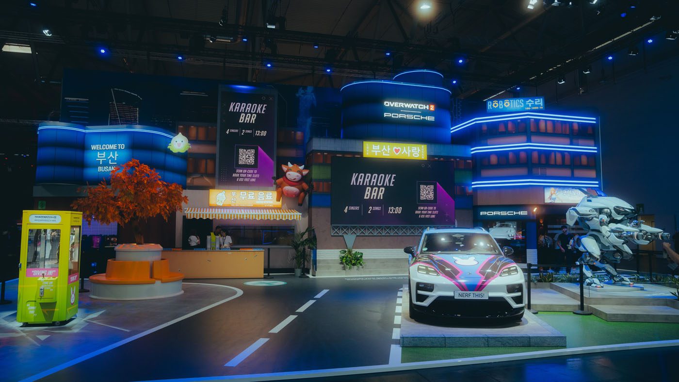 Electric Macan EV Wrapped Macan Electric EV for Overwatch 2 Promotion at Gamescon 2024 BSZ07394