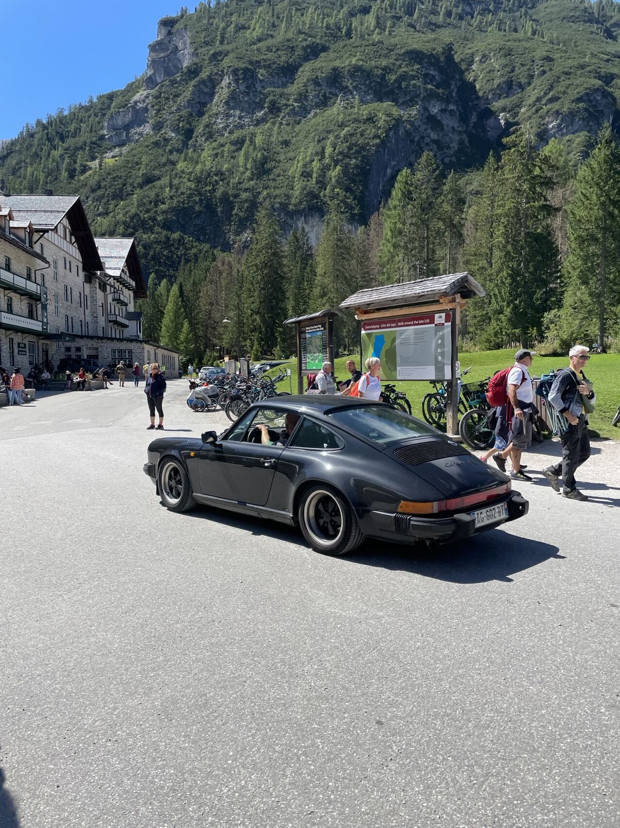 Electric Macan EV Help! I am planning a nice drive around the Dolomites! carre