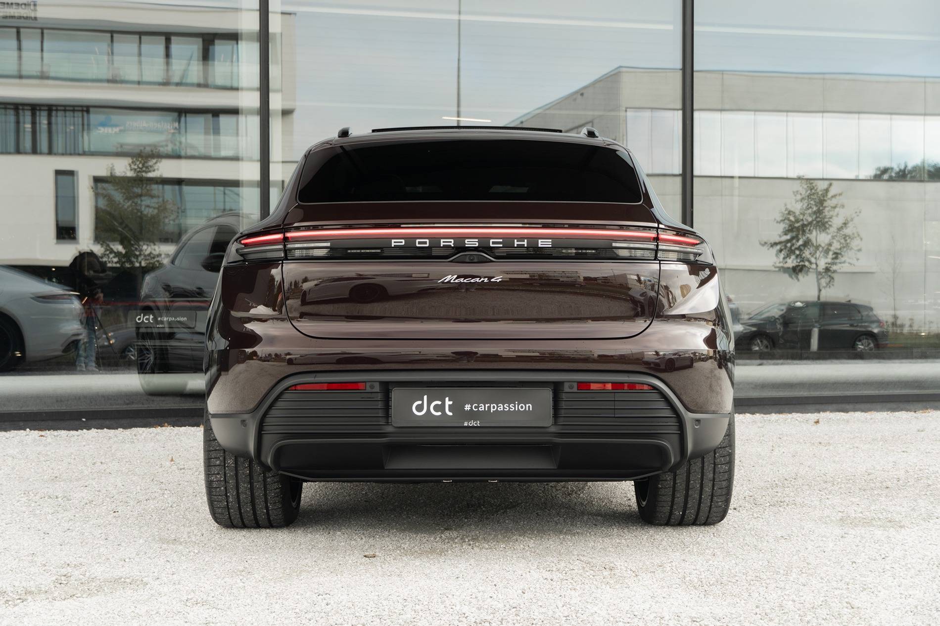 Electric Macan EV COPPER RUBY Macan EV Photos Thread copper ruby metallic chalk interior porsche macan 4 ev 4