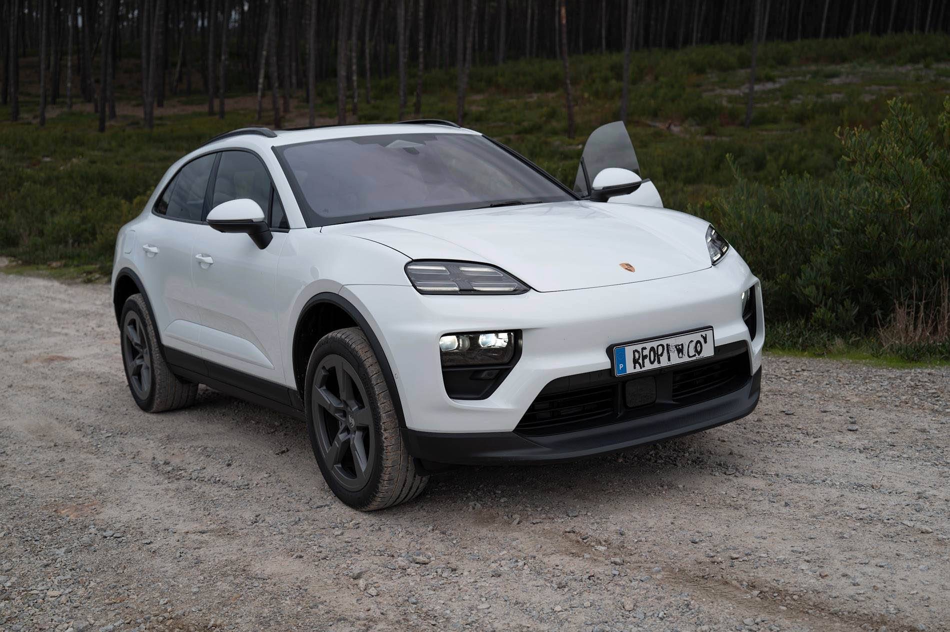 Electric Macan EV Macan EV 4 in White + Standard Interior Beige -- delivered & owner review DO01010231