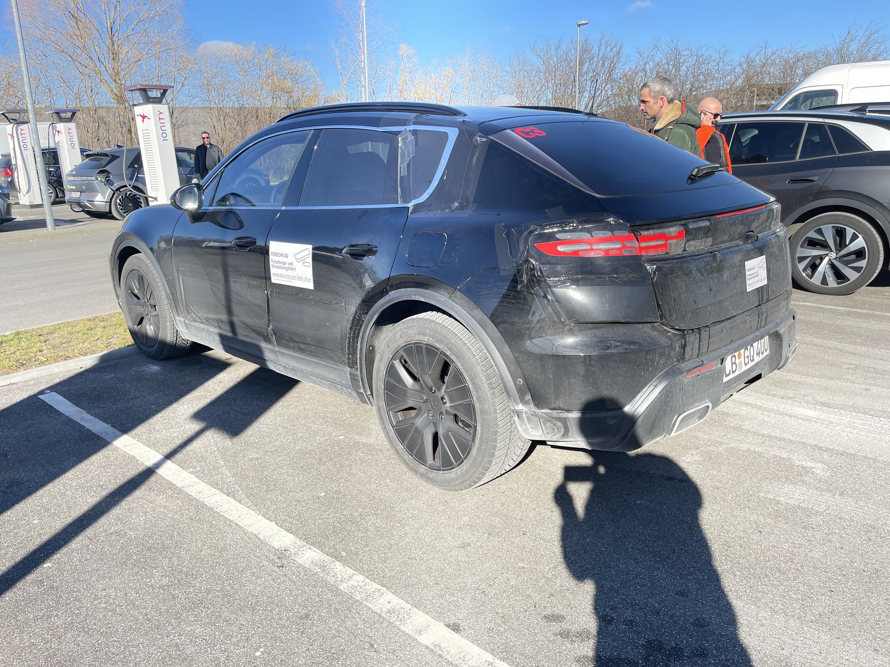 Macan EV MacanE spottet in Denmark E1EE276C-3E26-4999-A3B4-16D02145FE46