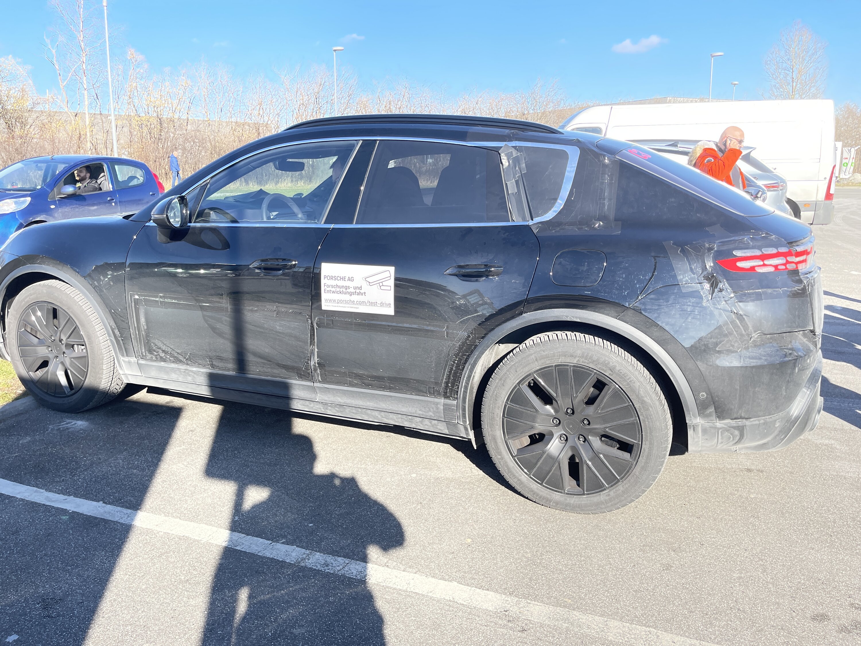 Macan EV MacanE spottet in Denmark ED0F1FF5-5FCA-484F-ABB4-5BEF7F02699D