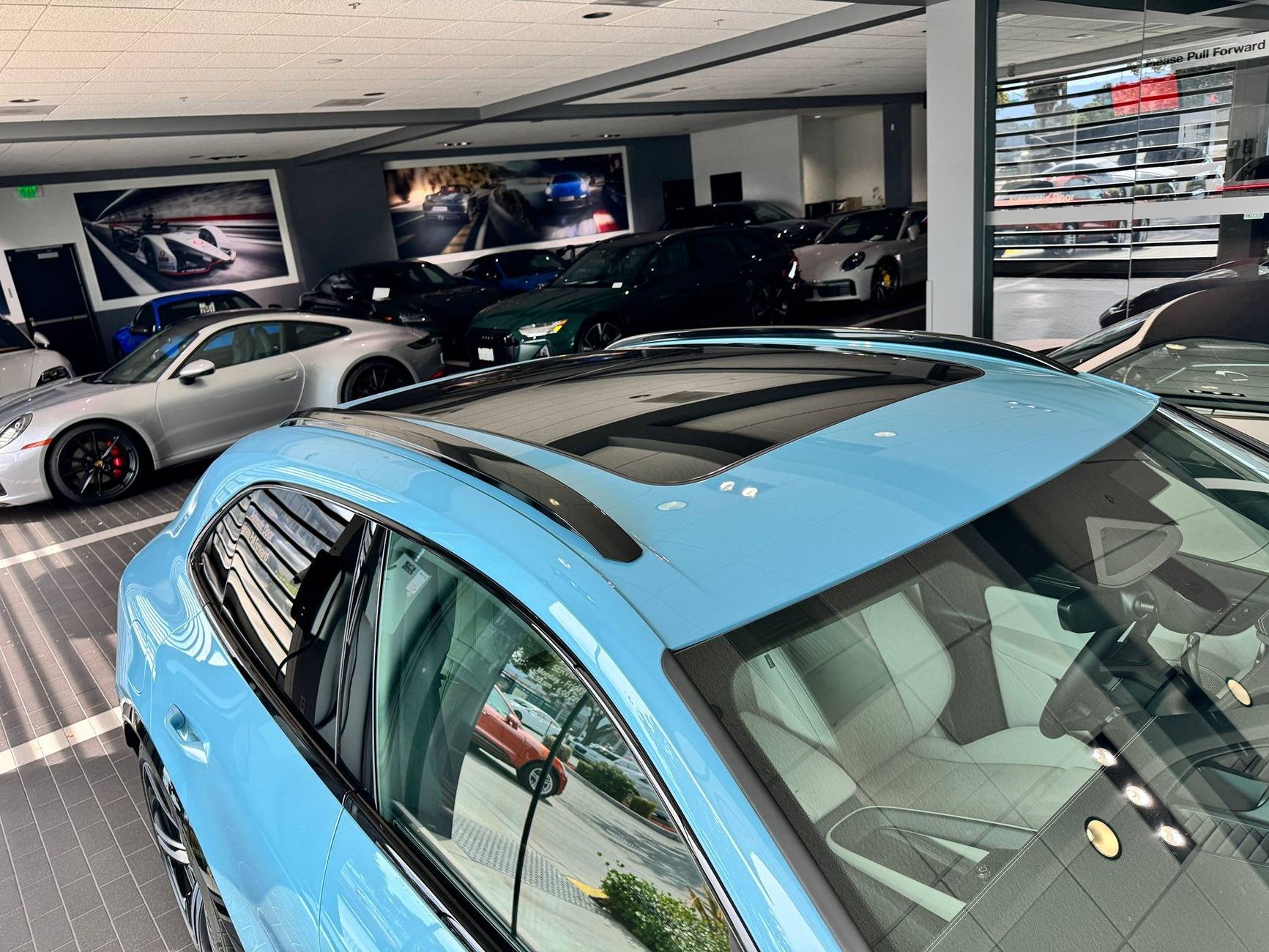 Electric Macan EV FROZEN BLUE Macan EV Photos Thread Frozen Blue 2024 Macan Turbo EV Electric 8