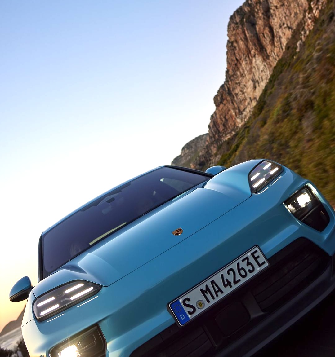 Macan EV FROZEN BLUE Macan EV Photos Thread Frozen Blue Electric Macan EV Color 4