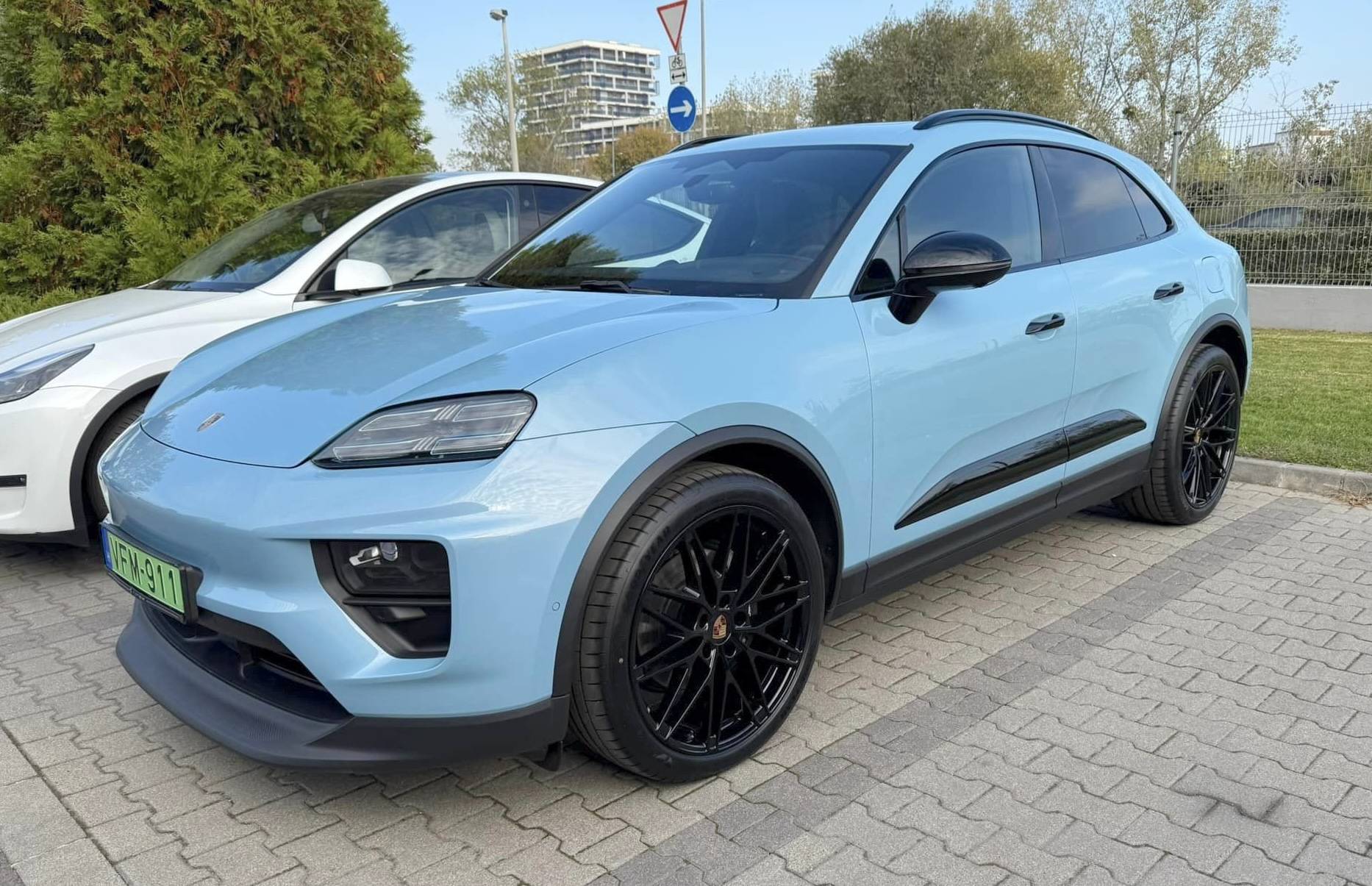 Electric Macan EV FROZEN BLUE Macan EV Photos Thread frozen blue macan ev glacier ice blue headlights