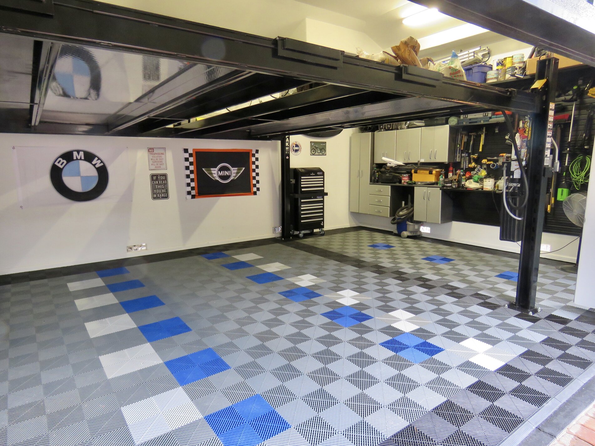 Macan EV Garage Floor Coatings gar2.JPG