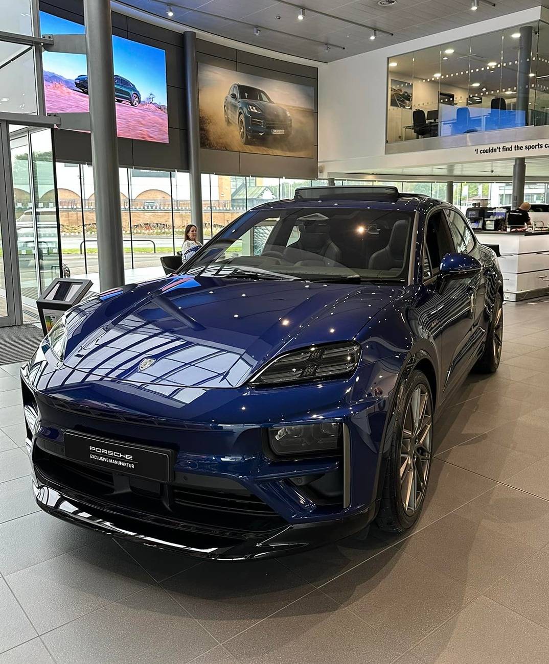 Macan EV GENTIAN BLUE Macan EV Photos gentian blue turbo macan ev