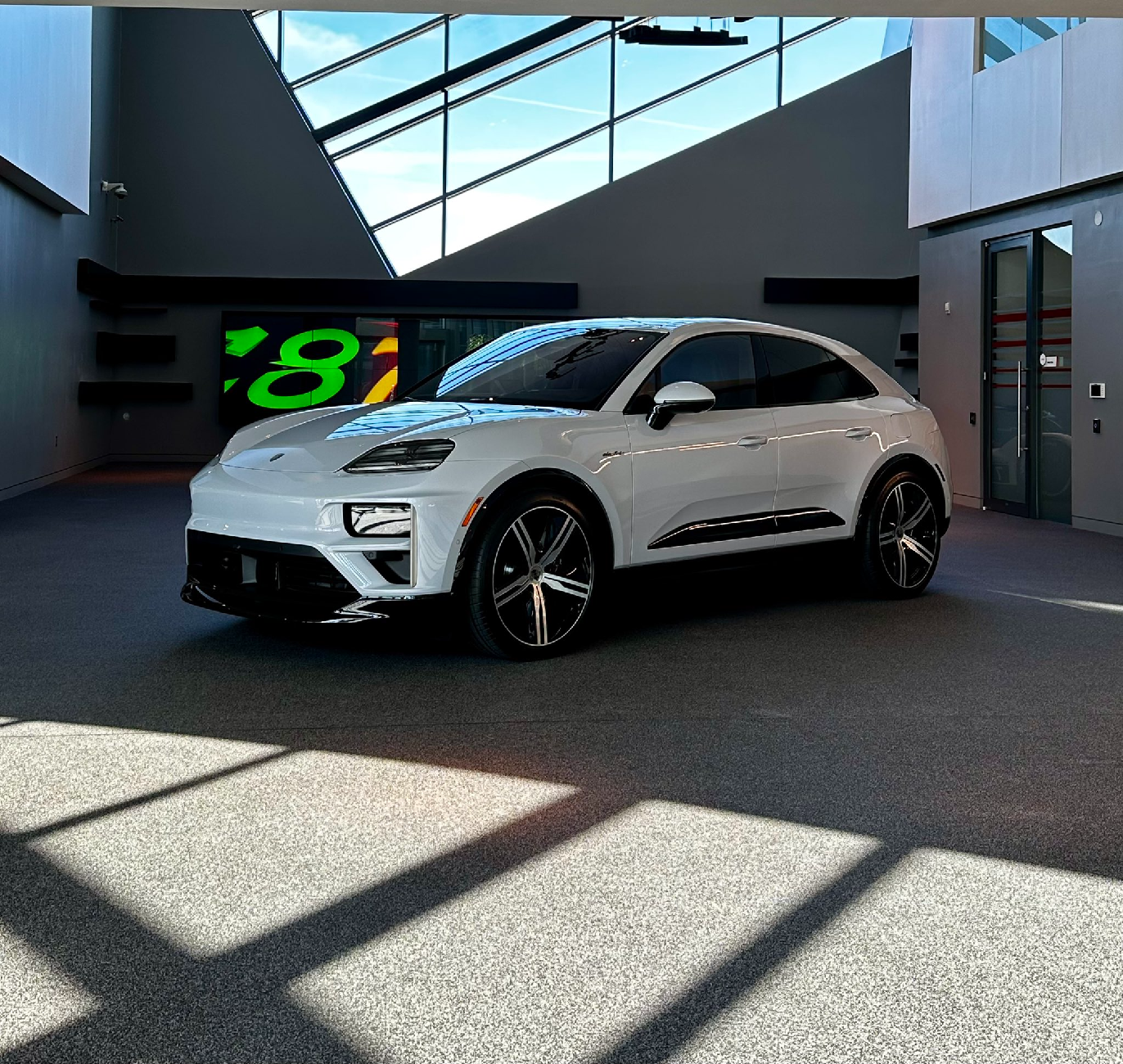 Electric Macan EV ICE GREY Macan EV Photos Thread GJR7JueXUAEPiV6