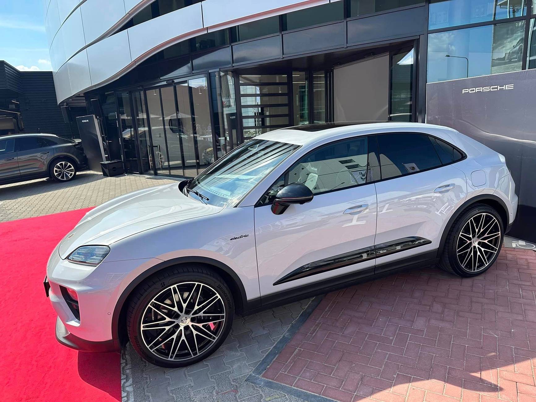 Electric Macan EV ICE GREY Macan EV Photos Thread Ice Grey Macan 4 EV Frankfurt dealer 2