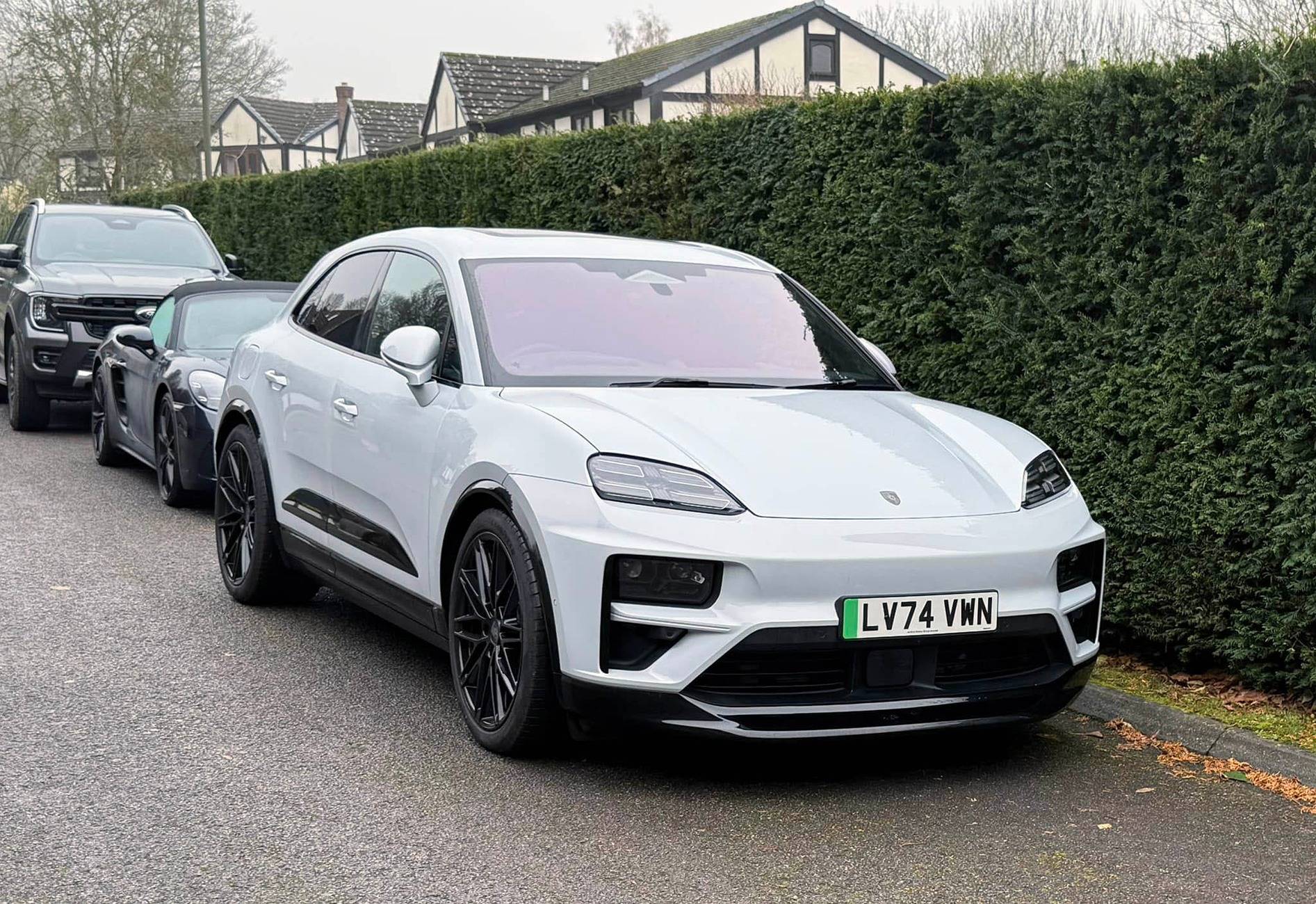 Electric Macan EV ICE GREY Macan EV Photos Thread Ice Grey Macan Turbo EV