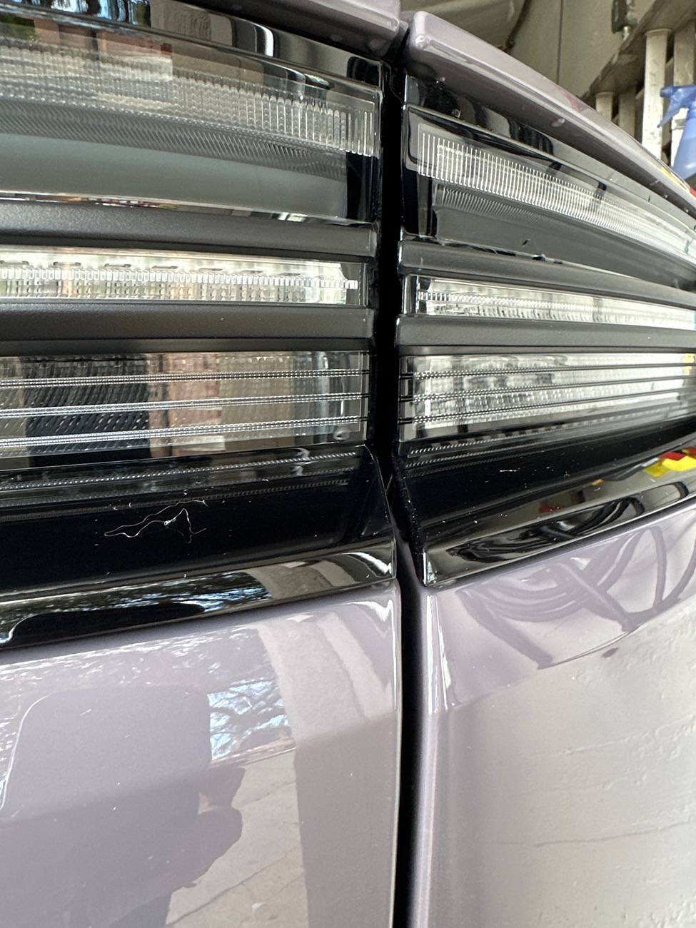 Electric Macan EV Tailgate won’t close completely image