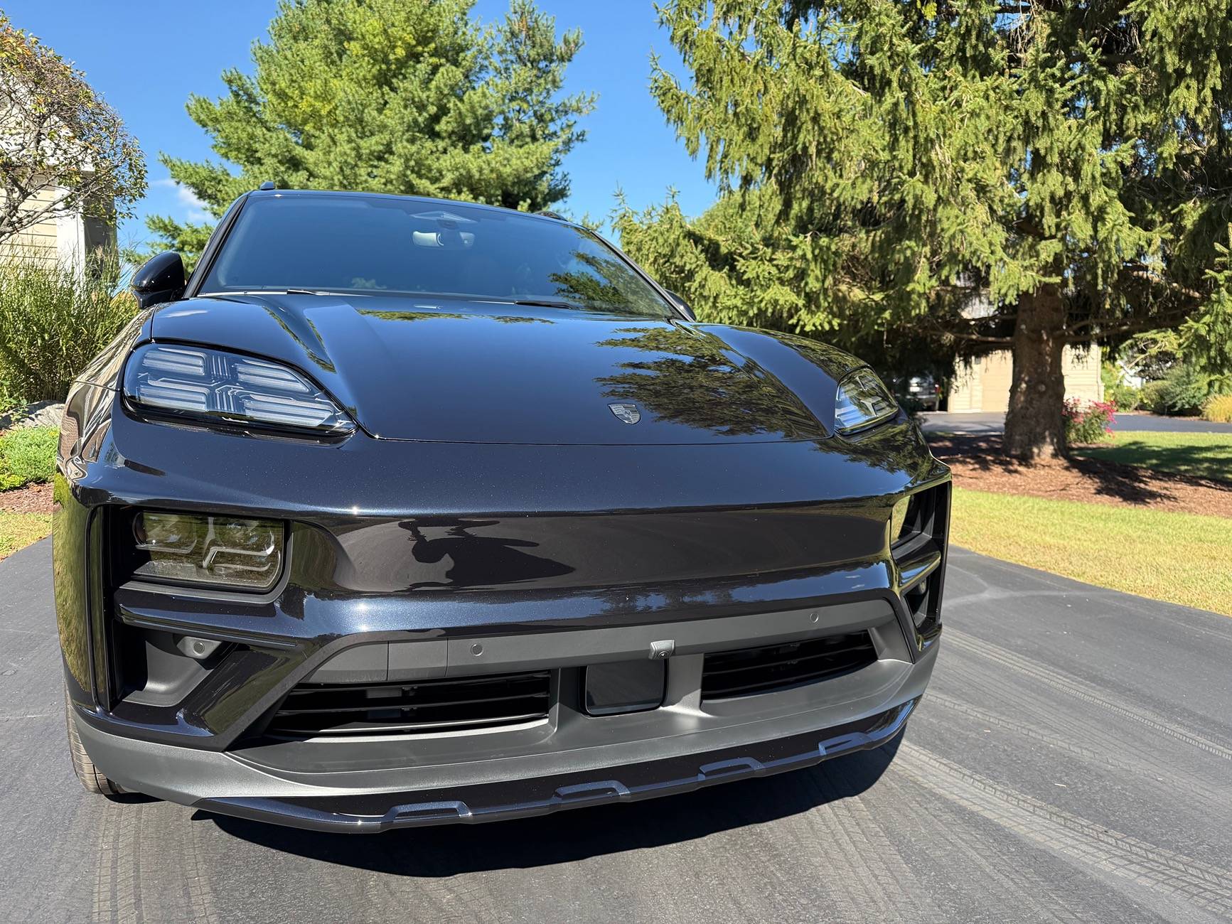 Electric Macan EV JET BLACK METALLIC Macan EV Photos Thread IMG_1025