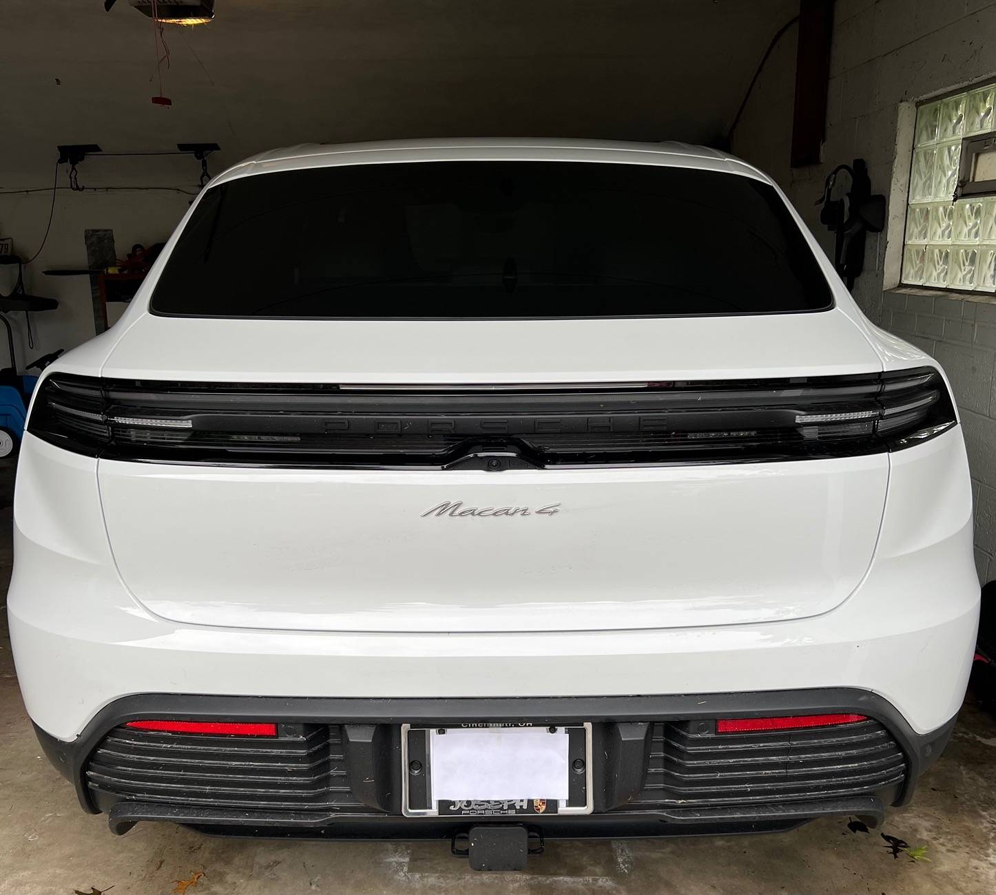 Electric Macan EV Delivery Day: First Impressions of White Macan 4 EV IMG_1442