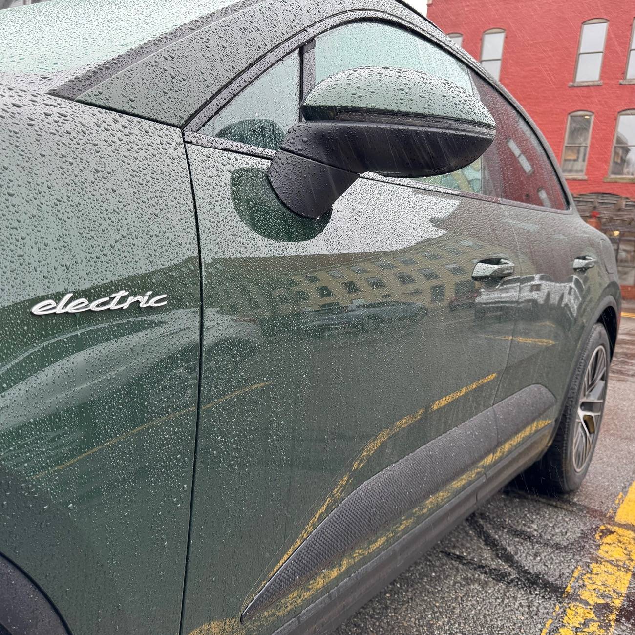 Electric Macan EV OAK GREEN Macan EV Photos Thread IMG_1509