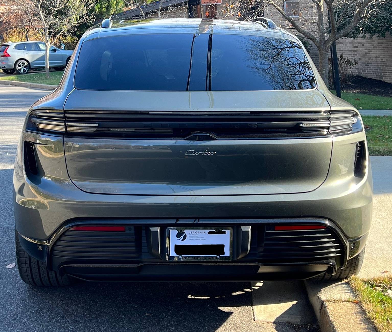 Electric Macan EV Delivered: Macan Turbo EV Beast @ 1 week +1,250 miles - Aventurine Green + Truffle Brown Club Leather!! IMG_1599