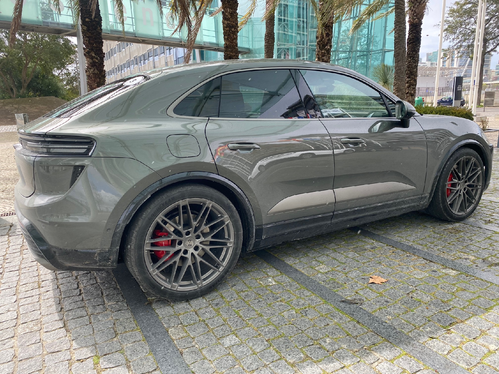 Macan EV MACAN BEV spotted in Lisbon - Portugal IMG_1629