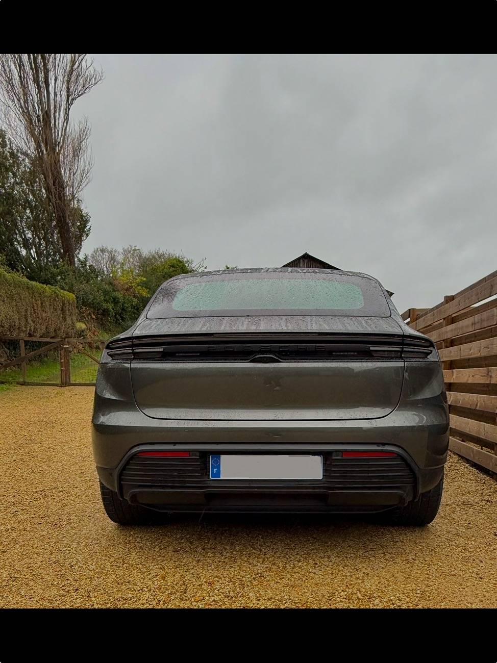 Electric Macan EV AVENTURINE GREEN Macan EV Photos Thread IMG_1898