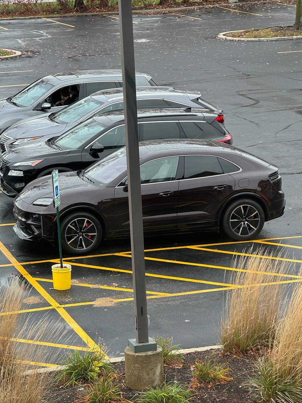 Electric Macan EV Enjoying my turbo while at work and far from it !! IMG_1959