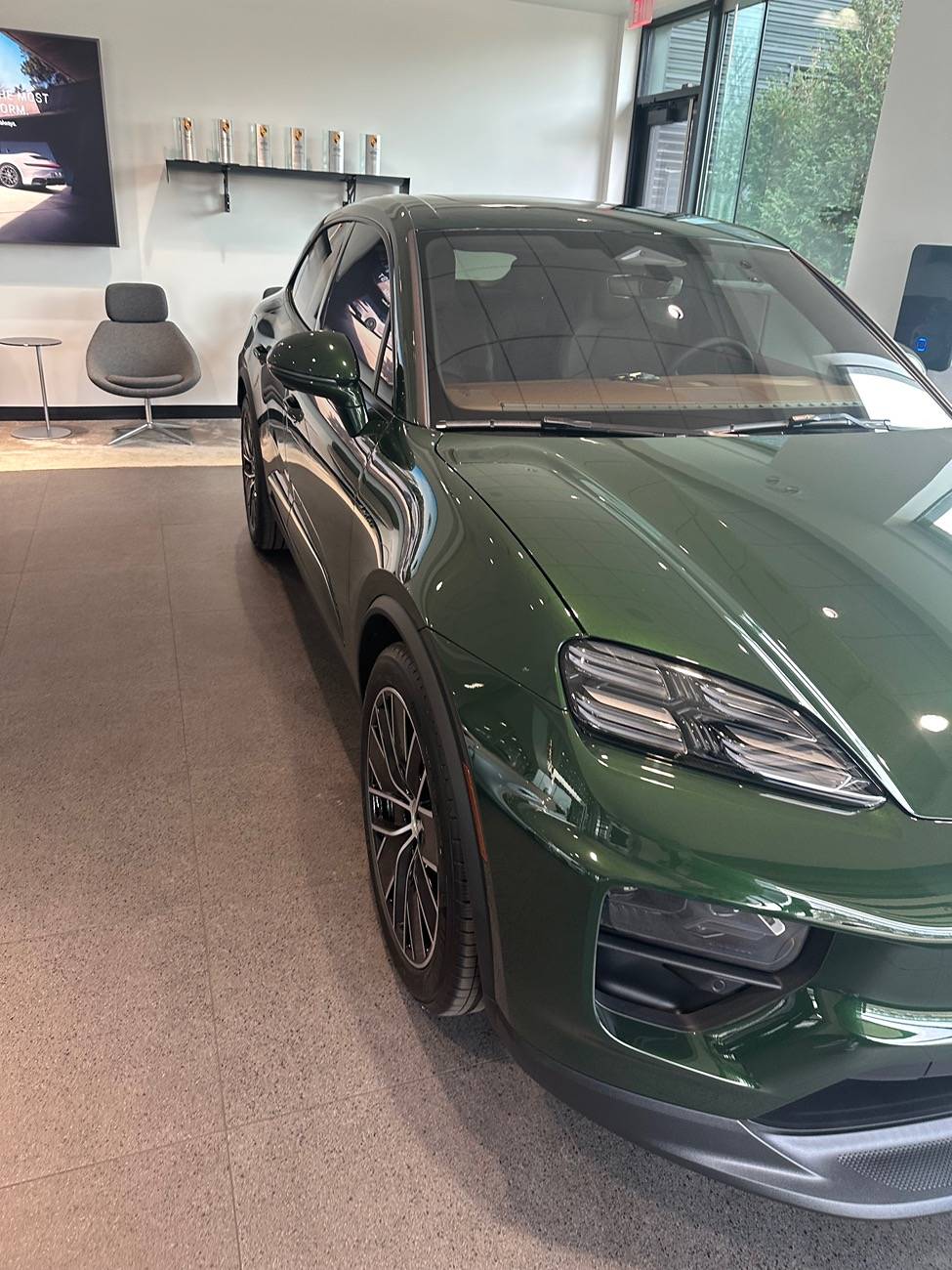 Electric Macan EV OAK GREEN Macan EV Photos Thread IMG_2521