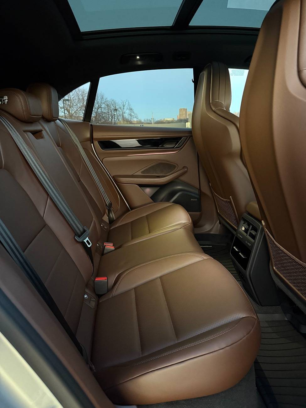 Electric Macan EV 🎨 Interior: TRUFFLE BROWN Photos IMG_2979