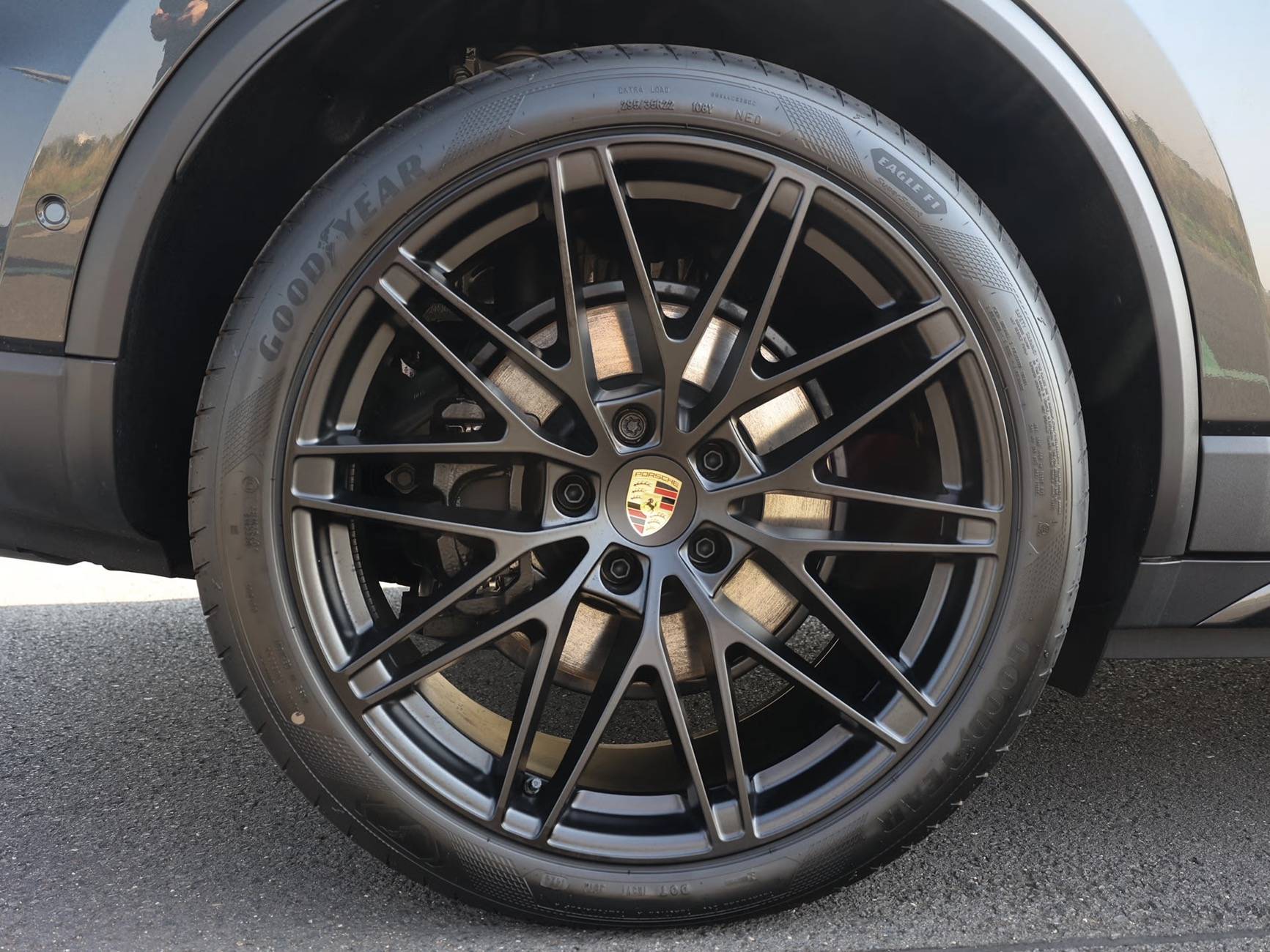 Electric Macan EV Caliper rear brakes on Macan 4 -- do yours look like this? IMG_3150