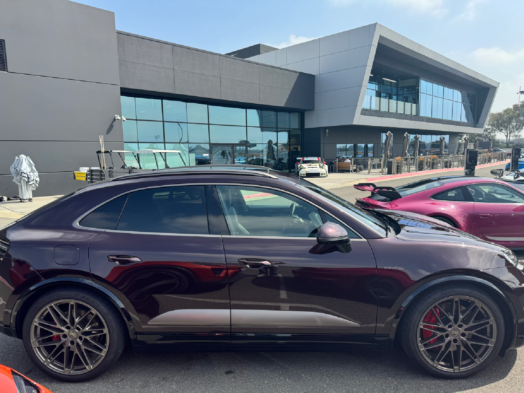 Macan EV PECLA Macan EV review & impressions … (Gentian Blue, Ruby Copper Metallic photos) IMG_3401