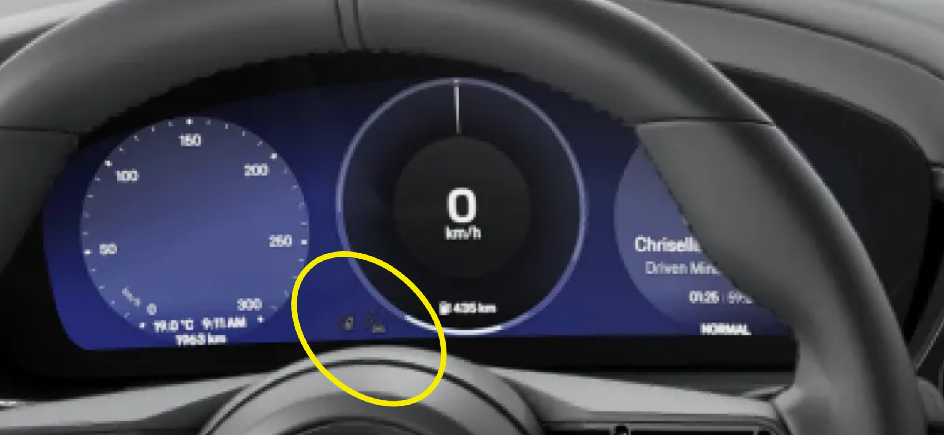 Electric Macan EV Is this new UI a mistake or for real? IMG_4482