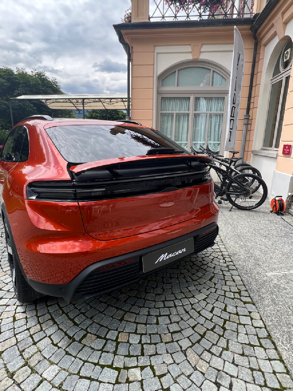 Electric Macan EV 2025 Macan 4 (Papaya) - Porsche On Board - Bormio - Stelvio Pass IMG_4541