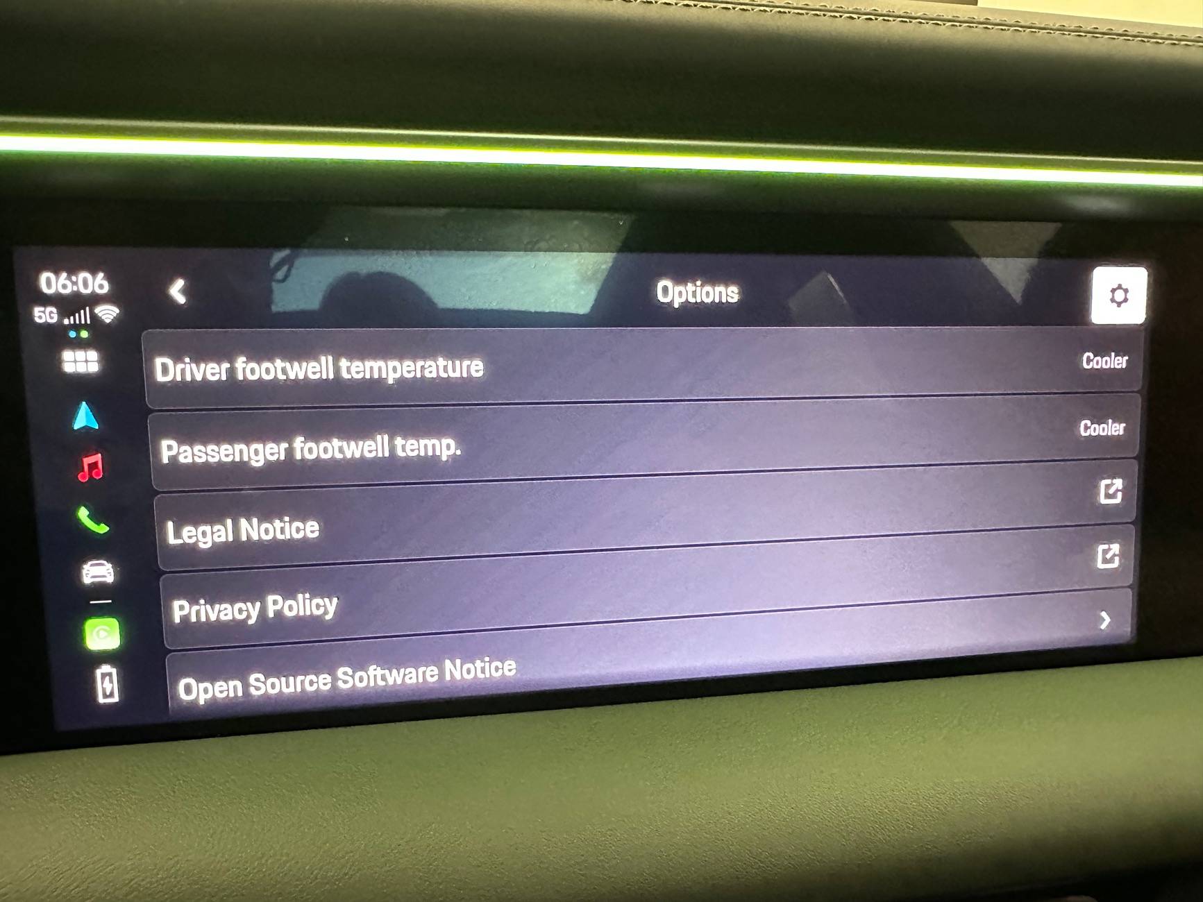 Electric Macan EV Climate Control Issue - Passenger Footwell Vent & Dash Center Vent IMG_4646