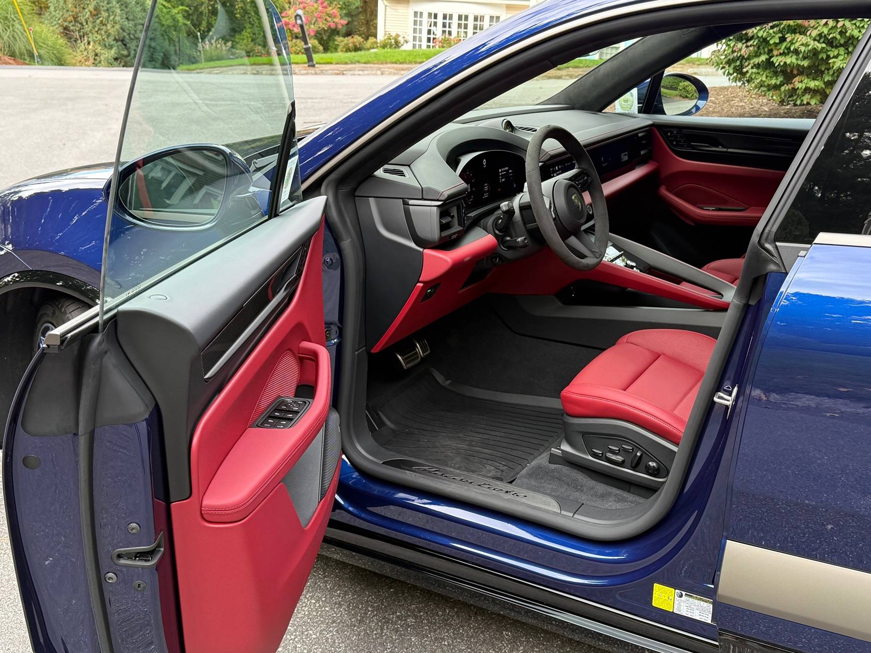 Electric Macan EV Beautiful new Gentian Blue / Bordeaux Red Macan Turbo EV Delivered Monday (NH) IMG_5489