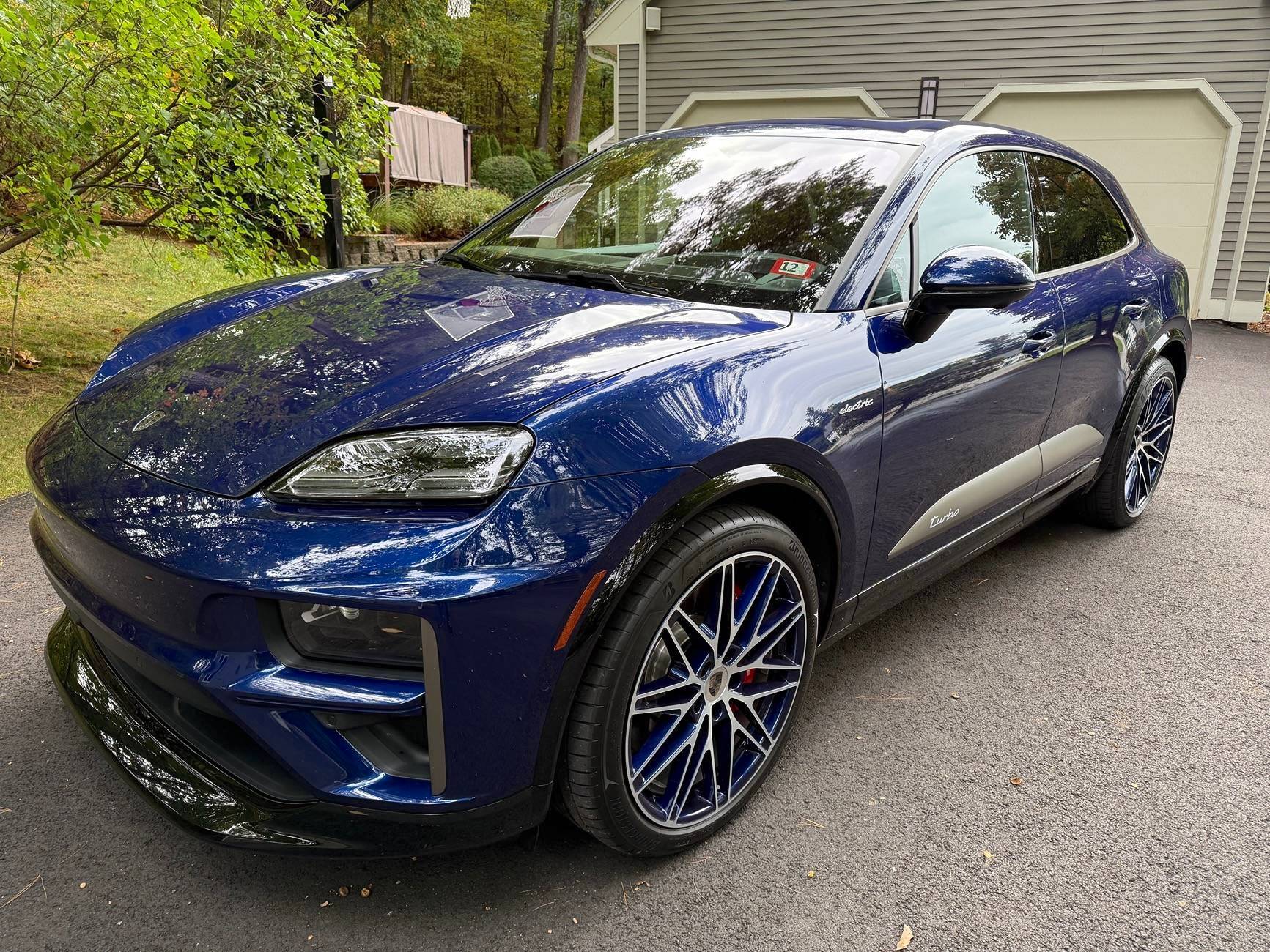 Electric Macan EV Beautiful new Gentian Blue / Bordeaux Red Macan Turbo EV Delivered Monday (NH) IMG_5496