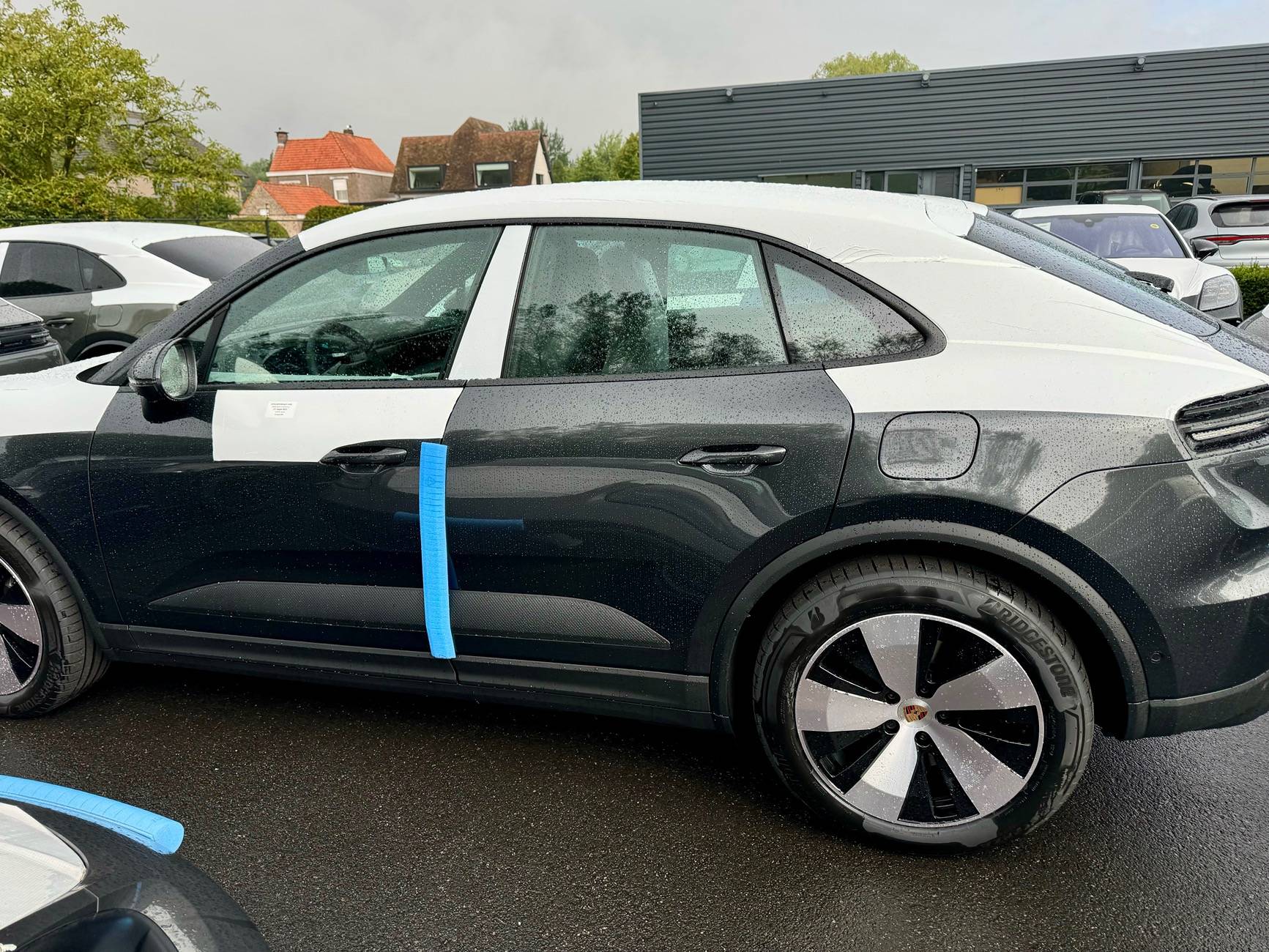 Macan EV New Macan 4 and Turbo EV delivery to local dealer (photos) IMG_5952