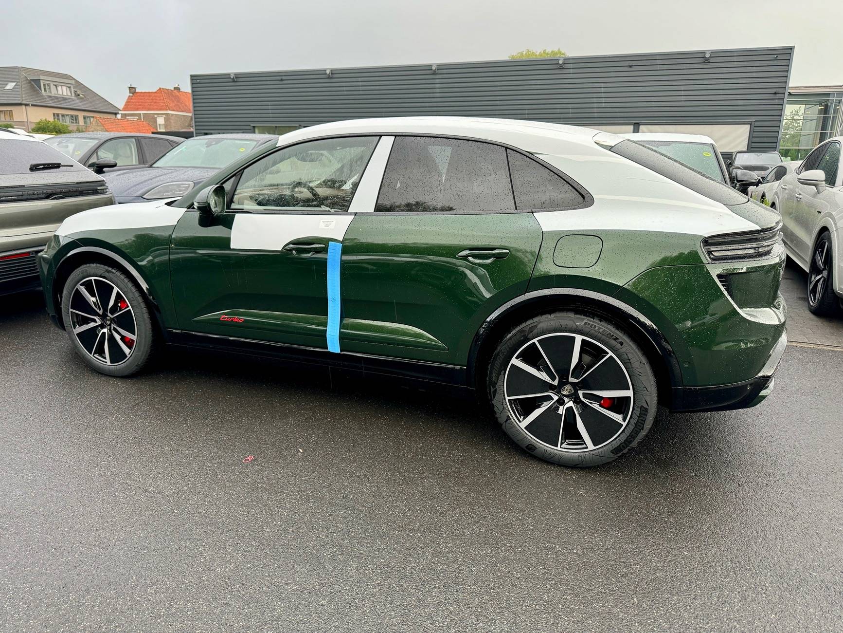 Macan EV New Macan 4 and Turbo EV delivery to local dealer (photos) IMG_5958