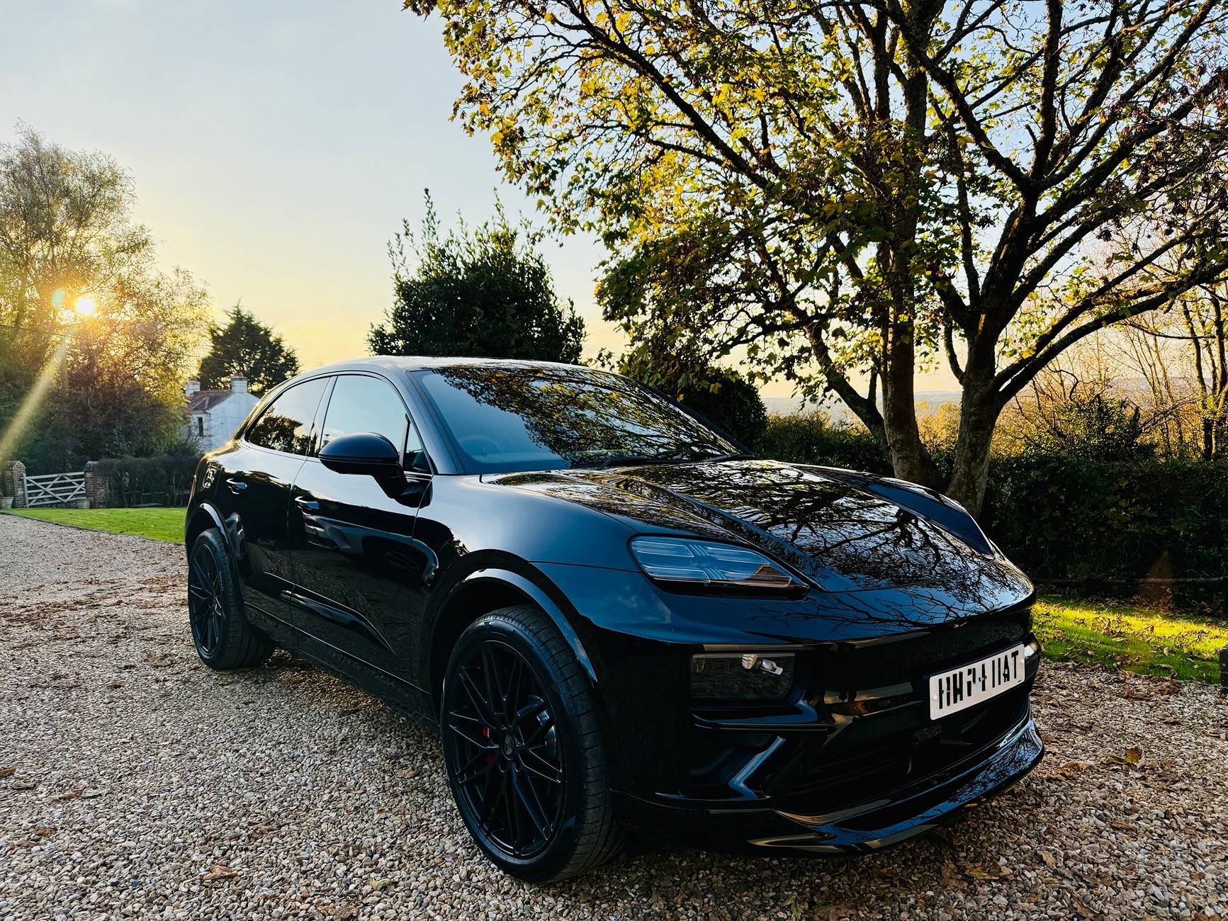 Electric Macan EV JET BLACK METALLIC Macan EV Photos Thread IMG_6246