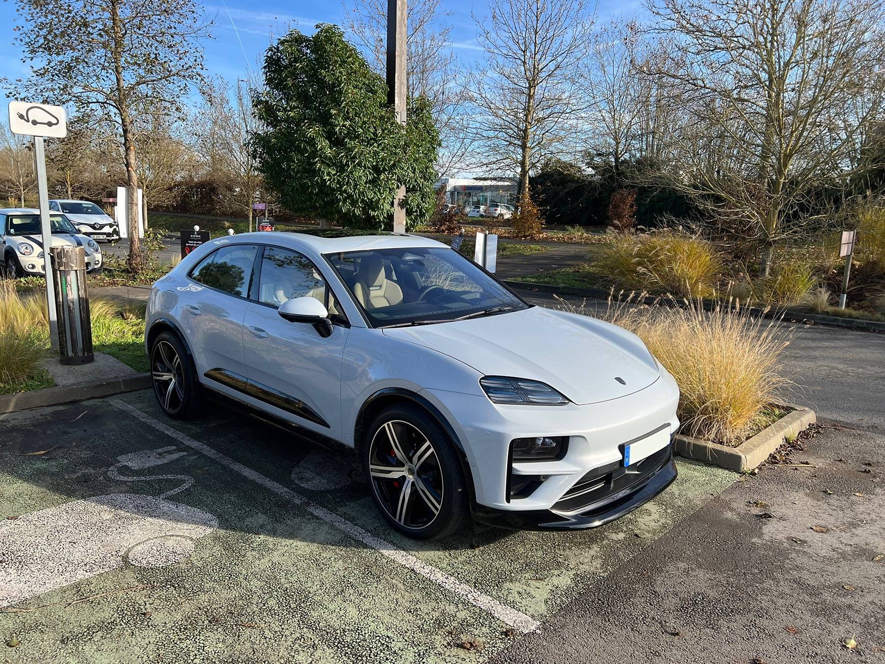 Electric Macan EV ICE GREY Macan EV Photos Thread IMG_6284