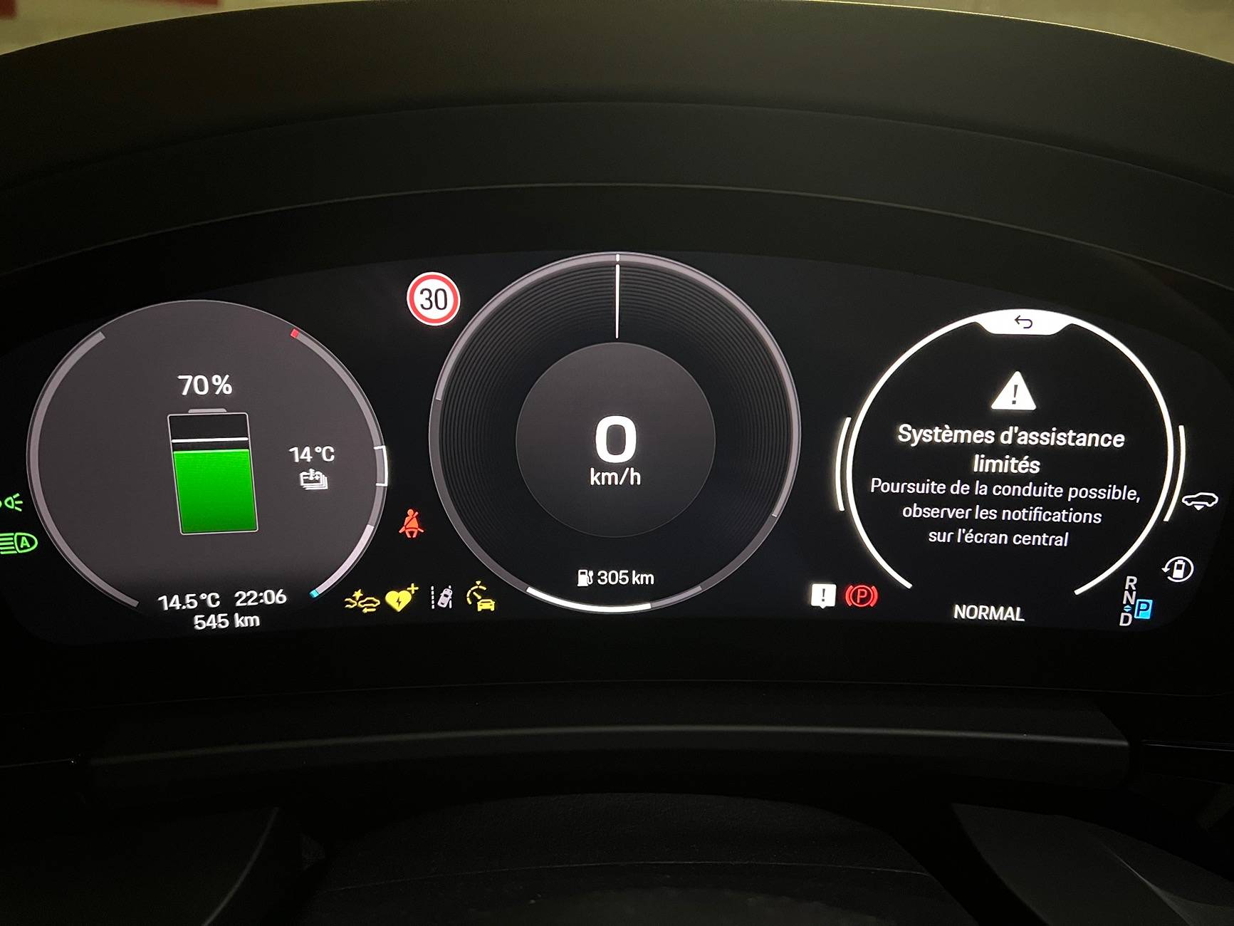 Electric Macan EV Assistance Systems Error - Speed Limit Display (warning message) IMG_6471