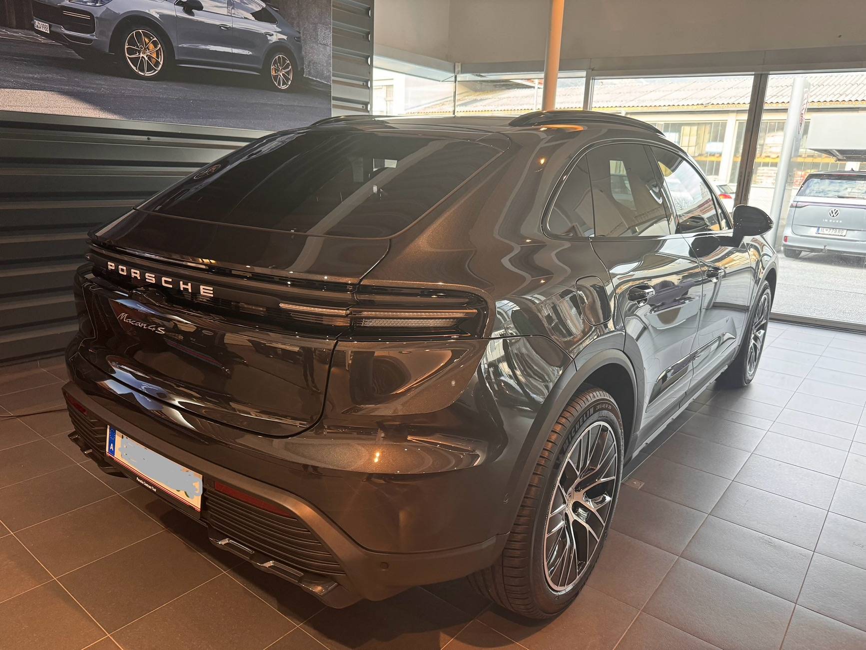 Electric Macan EV VOLCANO GREY Macan EV Photos Thread IMG_8359