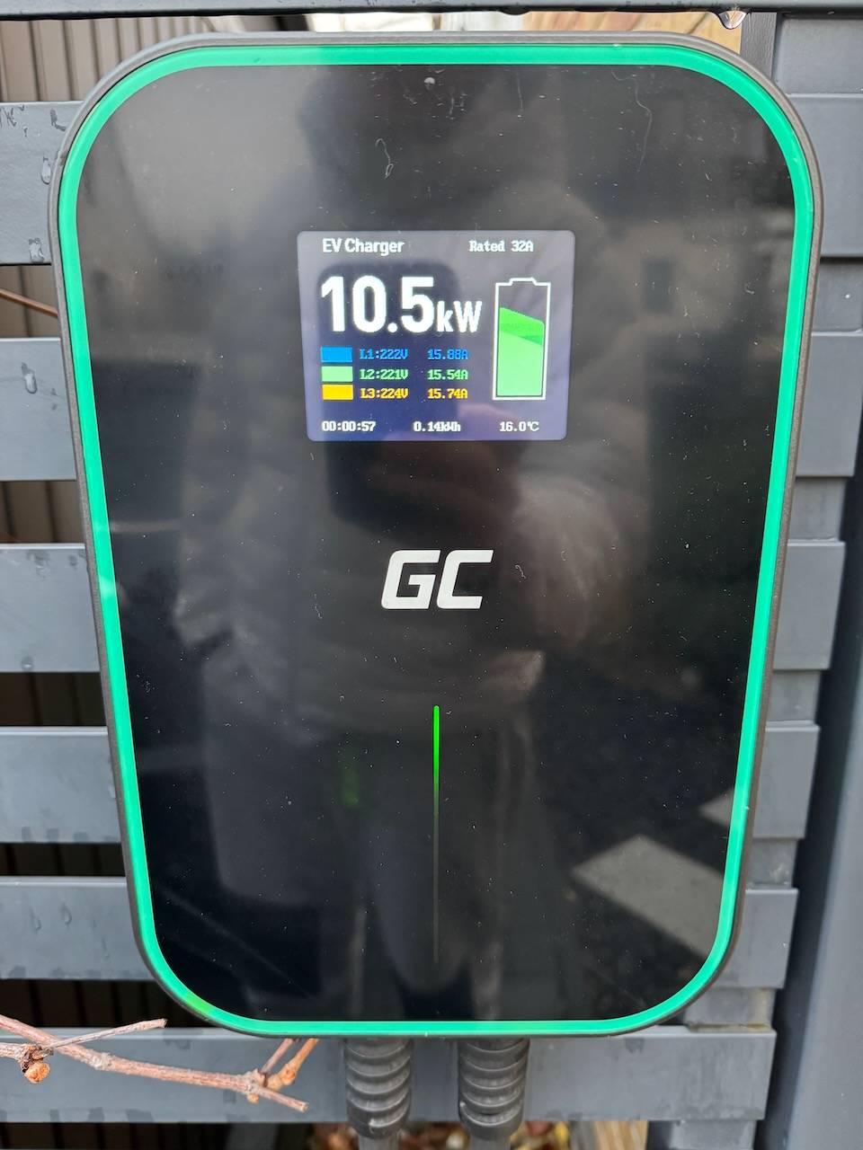 Electric Macan EV [North American] - Macan does NOT support 11 kW charging??? Home / Residential charging update (using Tesla Universal Wall Charger) IMG_8593