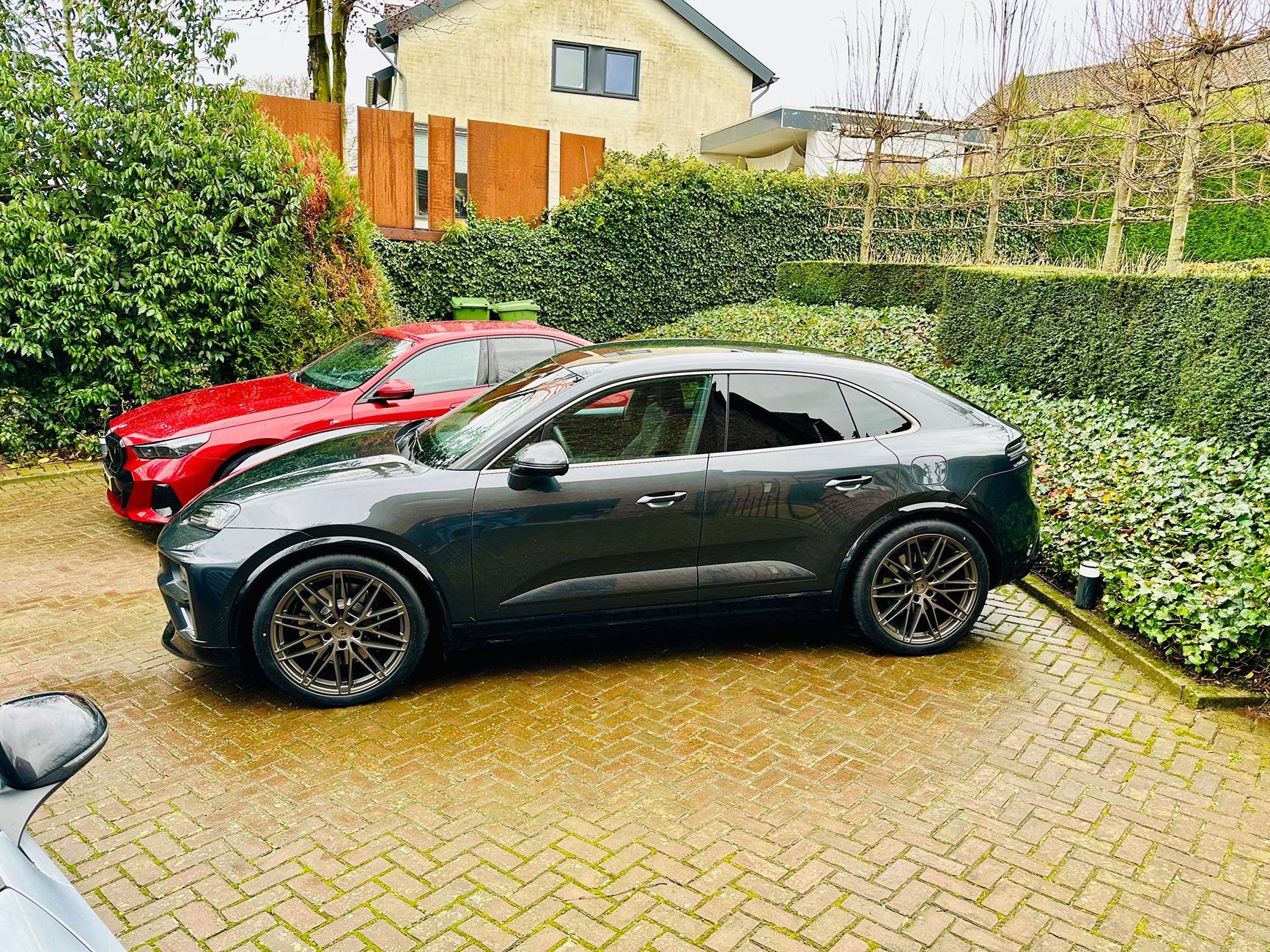 Electric Macan EV VOLCANO GREY Macan EV Photos Thread IMG_9399